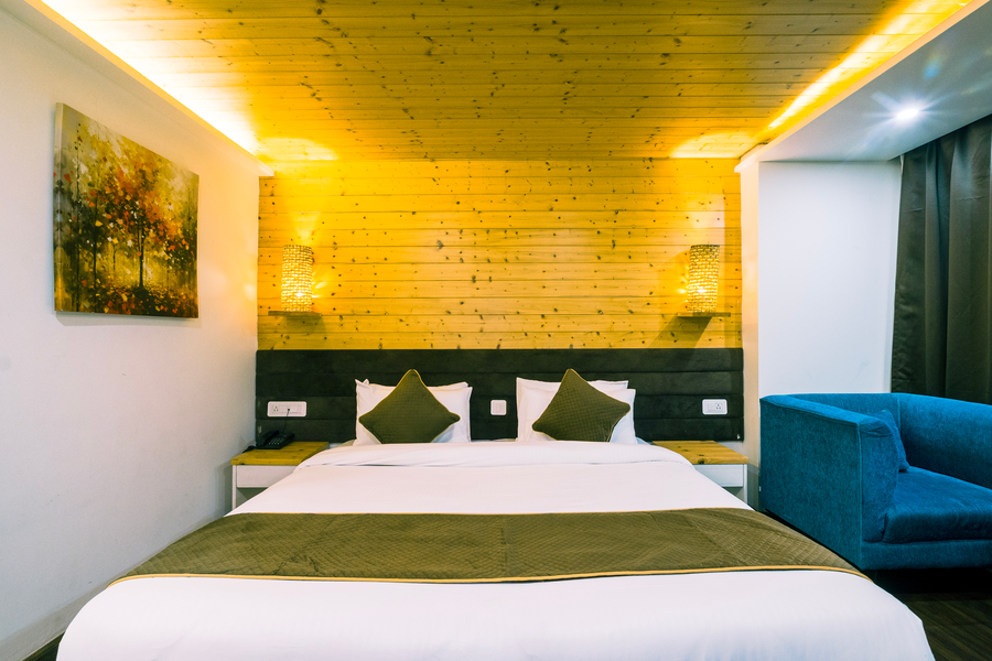 sparrow elements boutique near mg marg