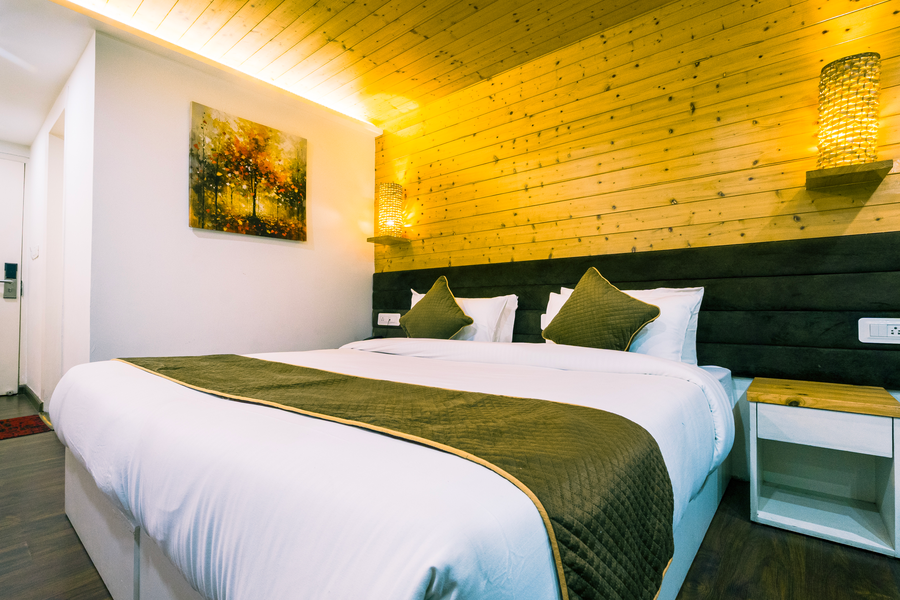 sparrow elements boutique near mg marg