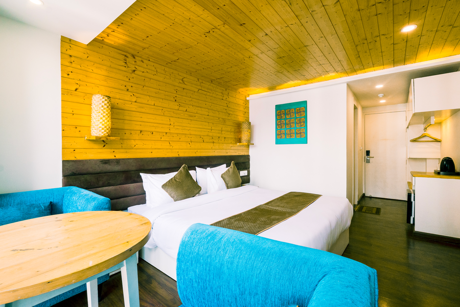 sparrow elements boutique near mg marg