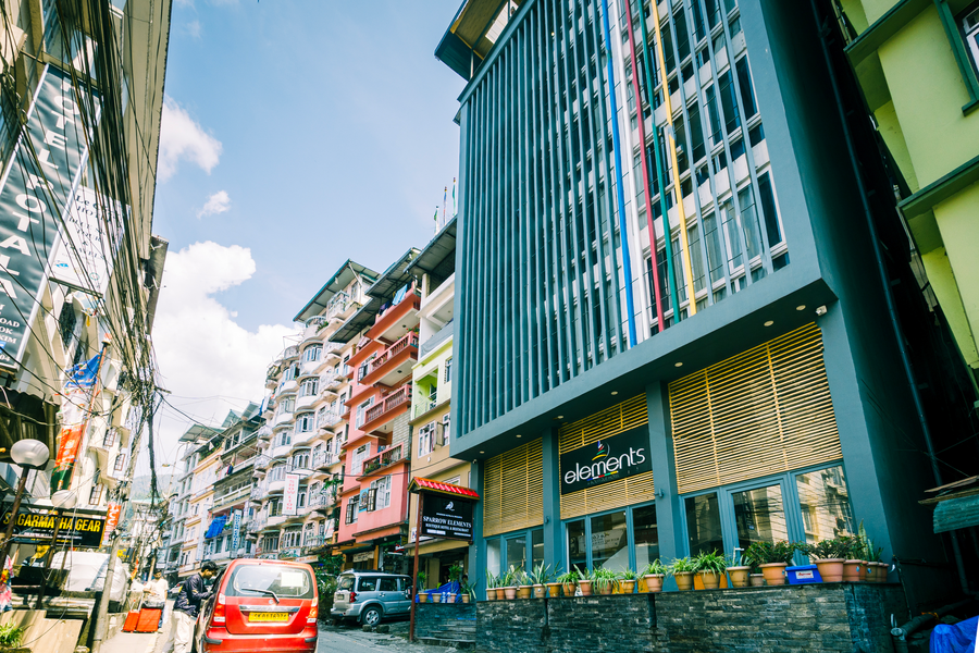 sparrow elements boutique near mg marg