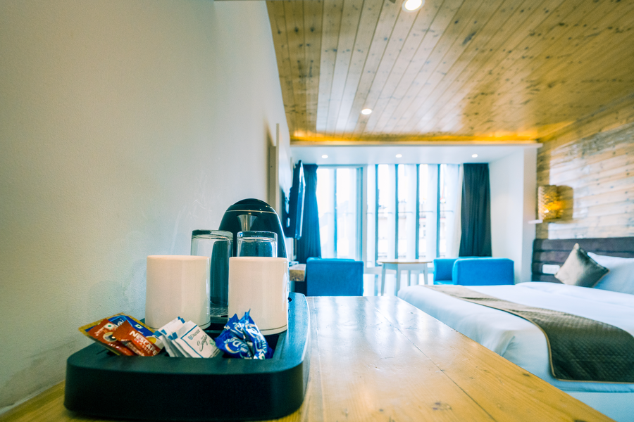 sparrow elements boutique near mg marg