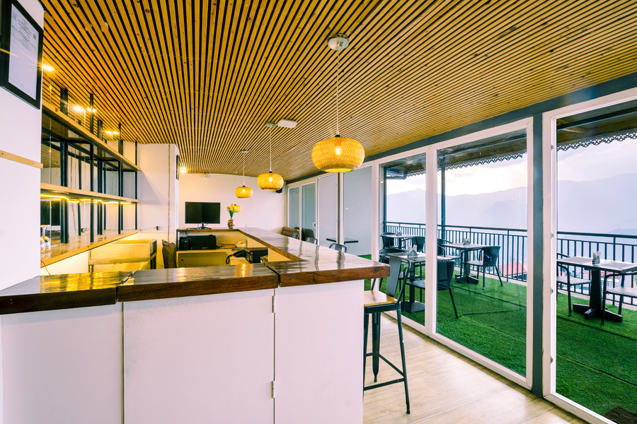 sparrow elements boutique near mg marg