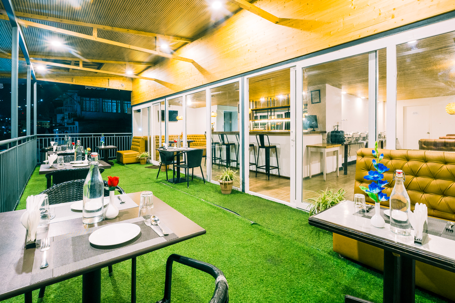 sparrow elements boutique near mg marg