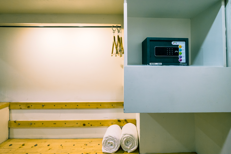 sparrow elements boutique near mg marg