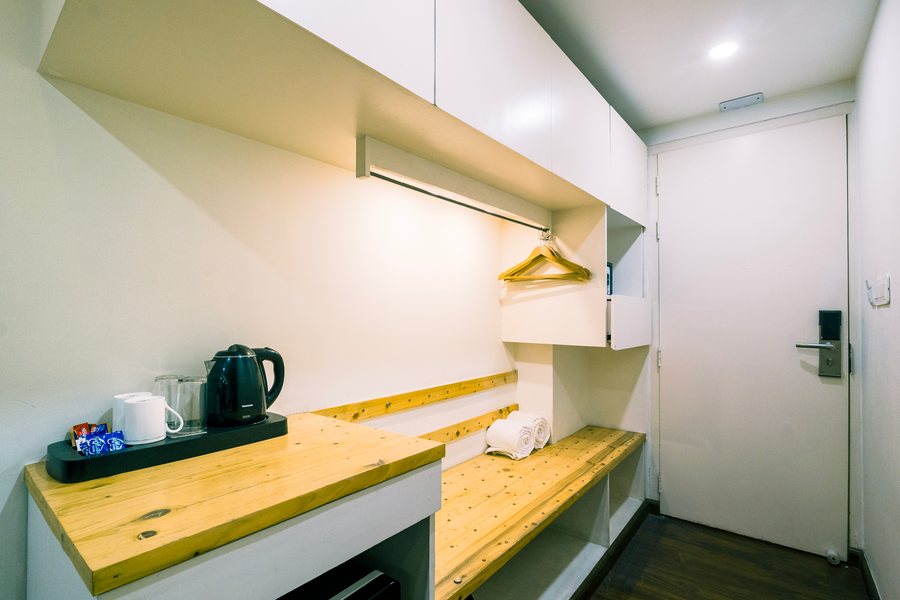 sparrow elements boutique near mg marg