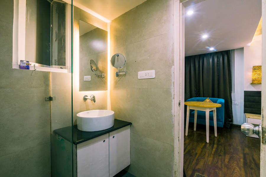 sparrow elements boutique near mg marg