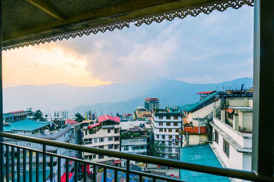 sparrow elements boutique near mg marg