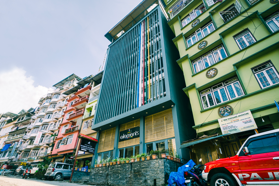 sparrow elements boutique near mg marg