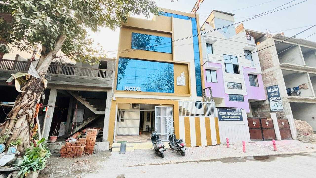 Collection O Meghdoot Garden Formerly Hotel Shree Krishna Avenue,,3 star