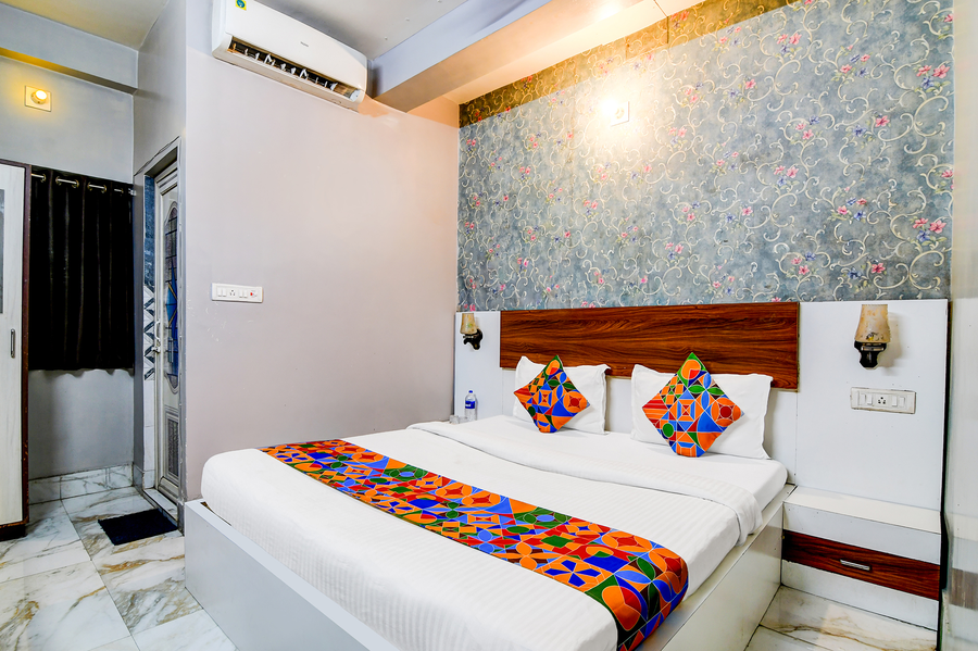 fabhotel royal plaza
