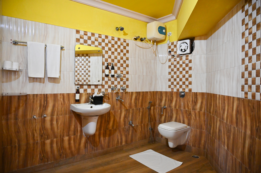 the sea valley beach front hotel