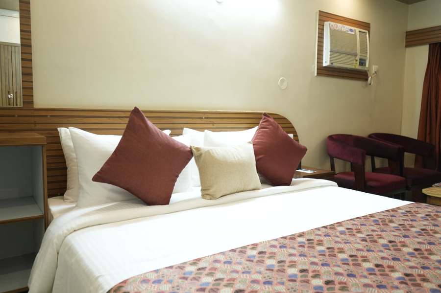 the sea valley beach front hotel