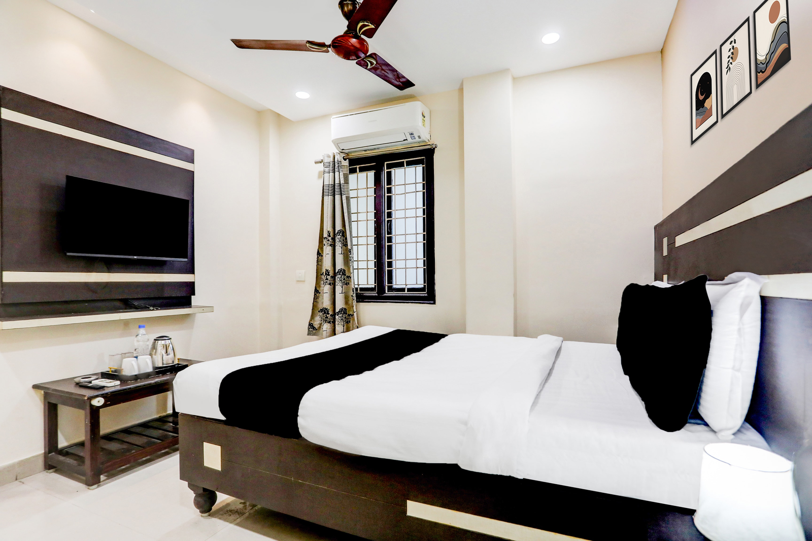 super hotel o rajahmundry central railway station formerly sanjeevi residency