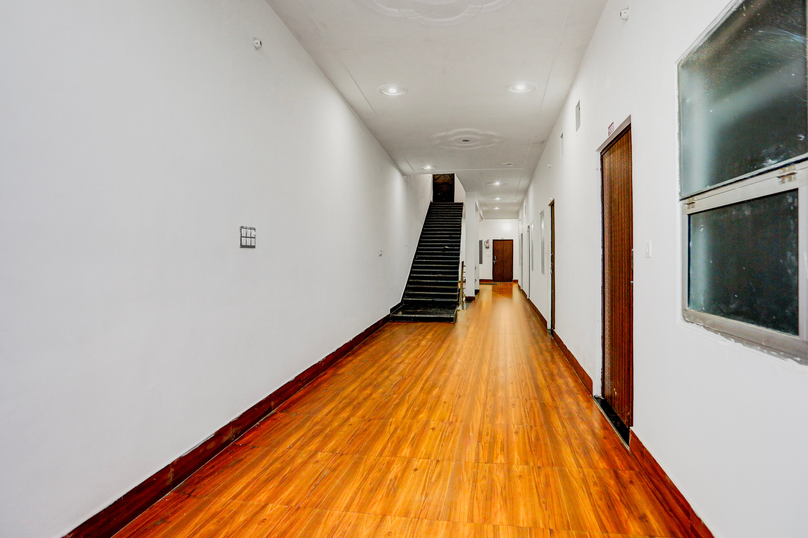 hotel o naroli crossway mathura formerly dev residency