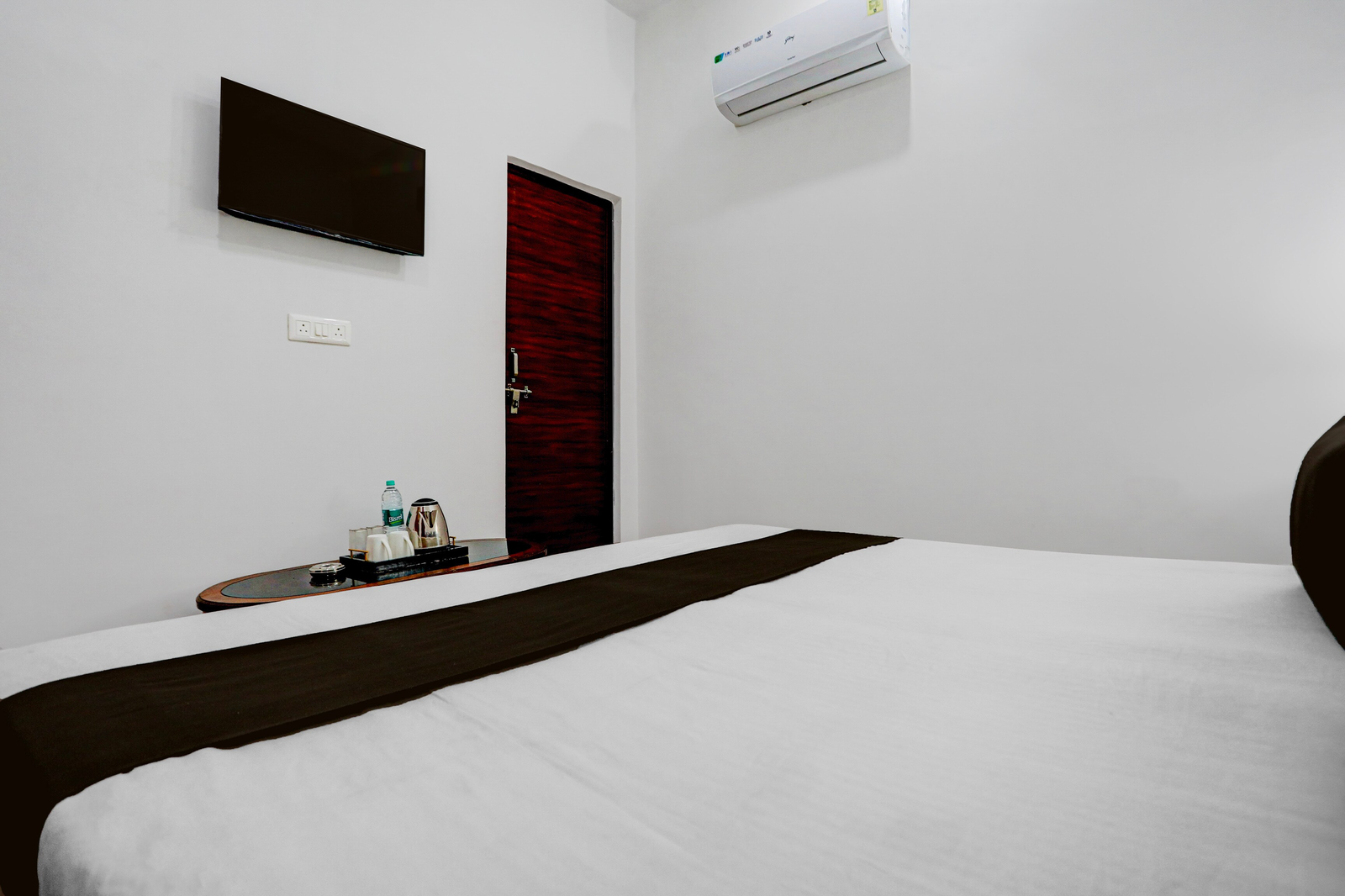 hotel o naroli crossway mathura formerly dev residency