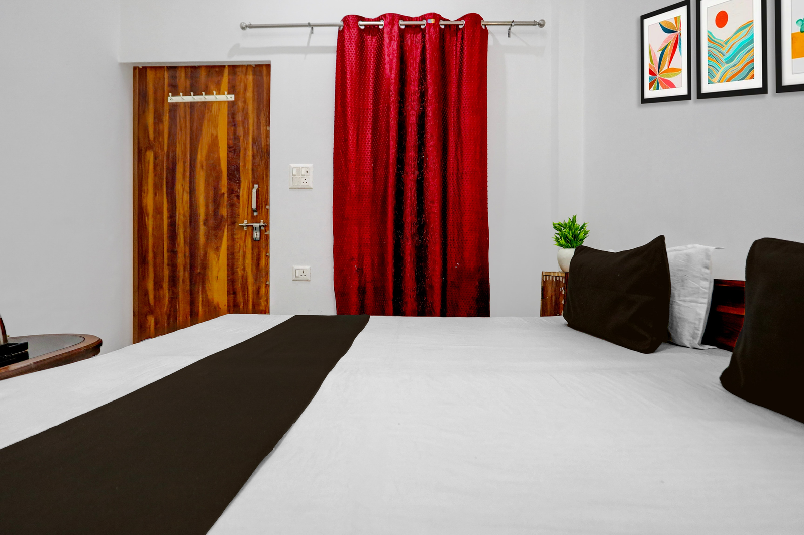 hotel o naroli crossway mathura formerly dev residency