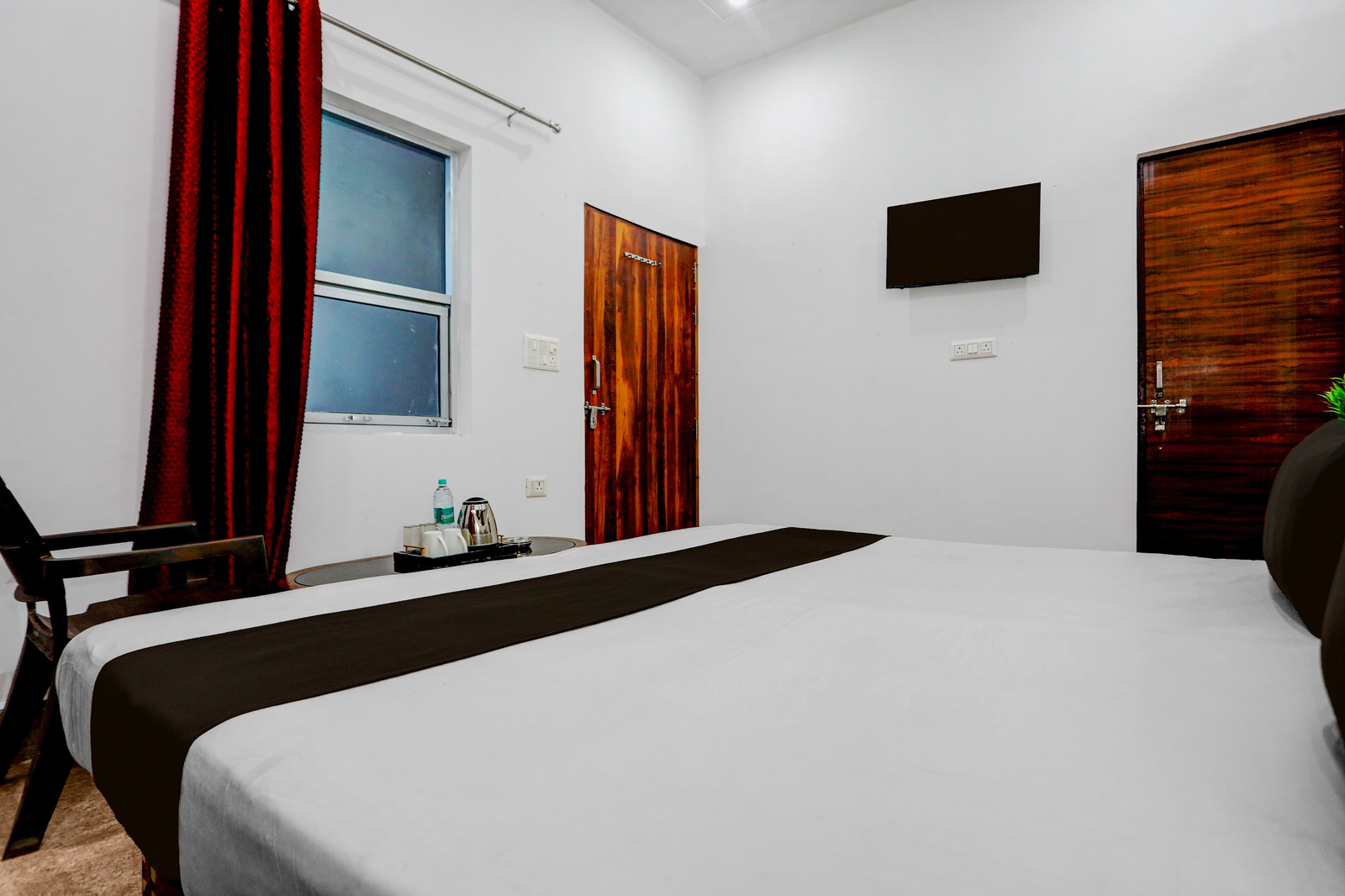 hotel o naroli crossway mathura formerly dev residency