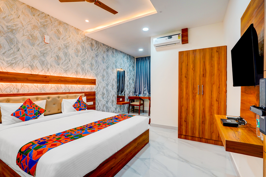 fabhotel golden stay