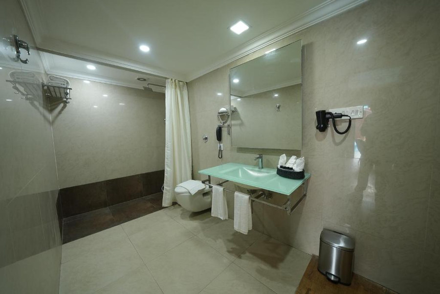 saj earth resort cochin airport