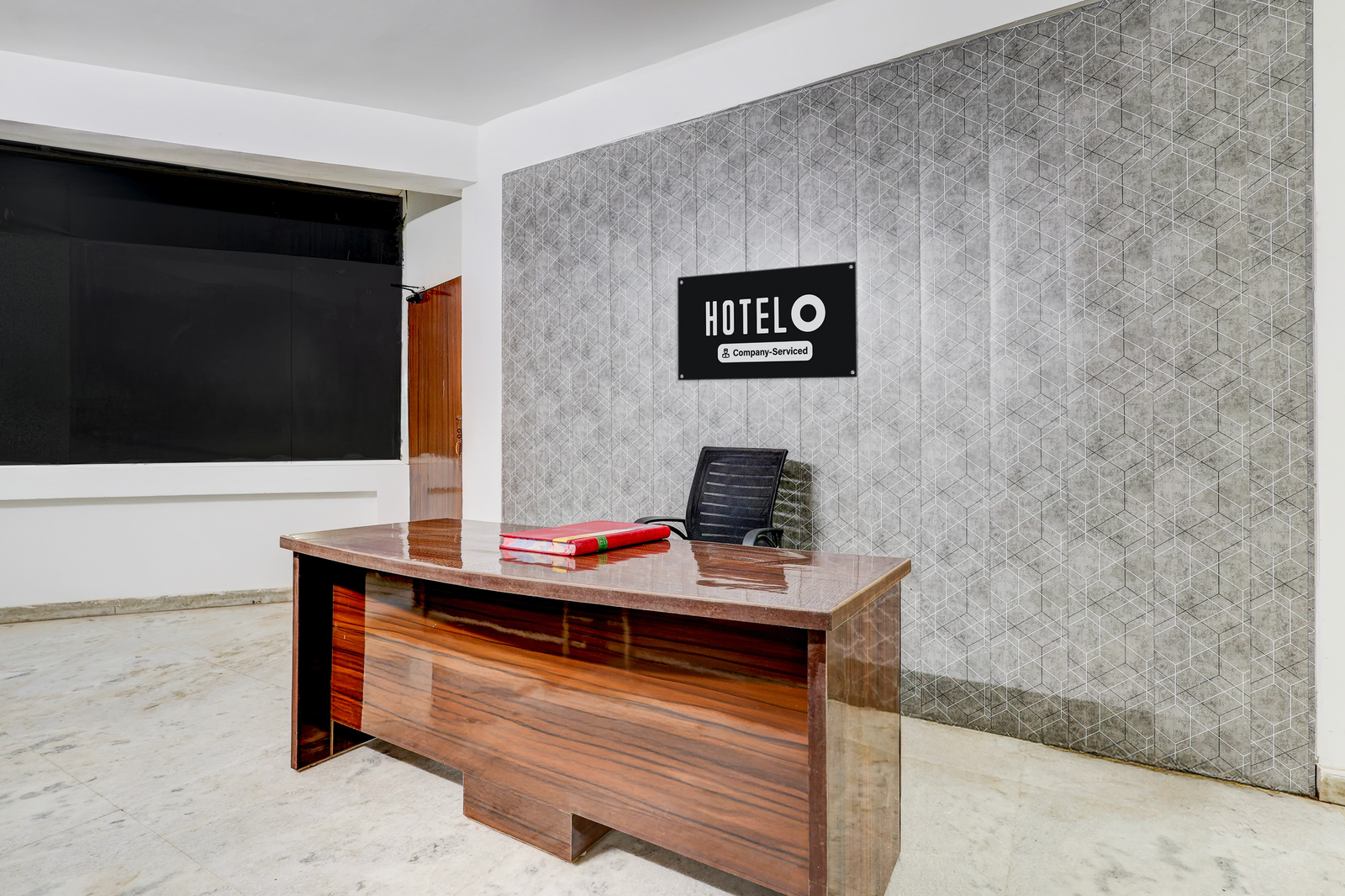 super hotel o sector 4 manraj complex gurugram