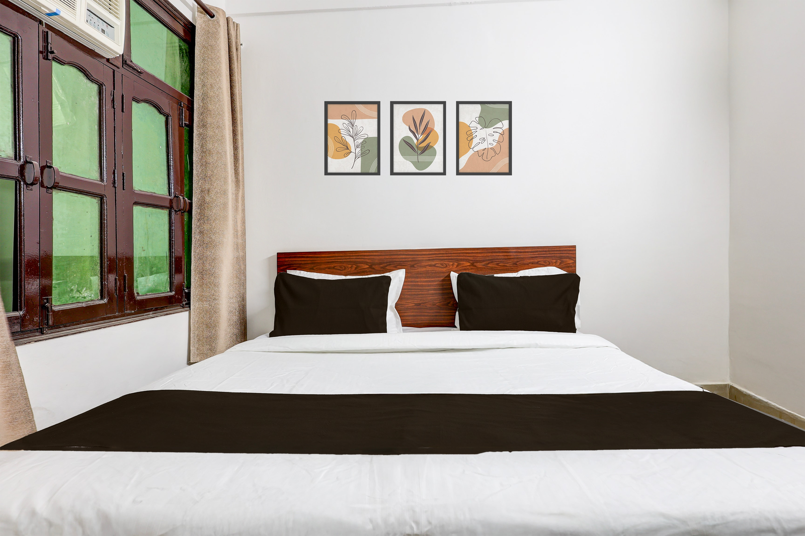 super hotel o sector 4 manraj complex gurugram