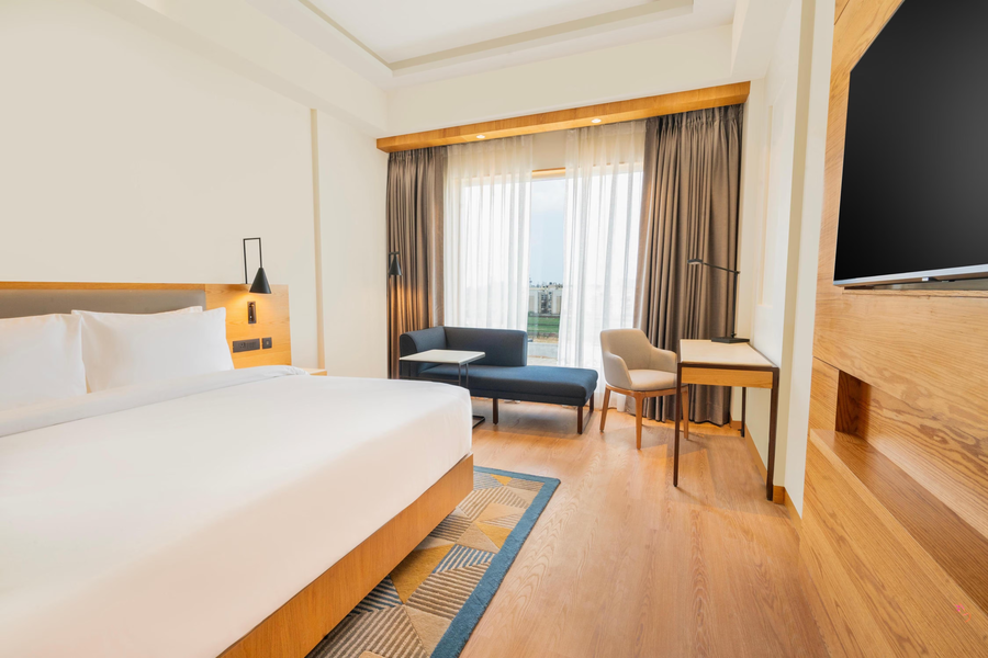 radisson hotel vrindavan