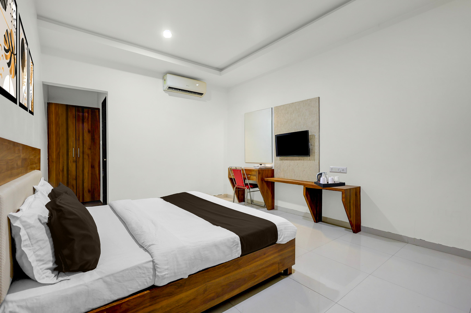 hotel o navasari bus terminal formerly jay shankar