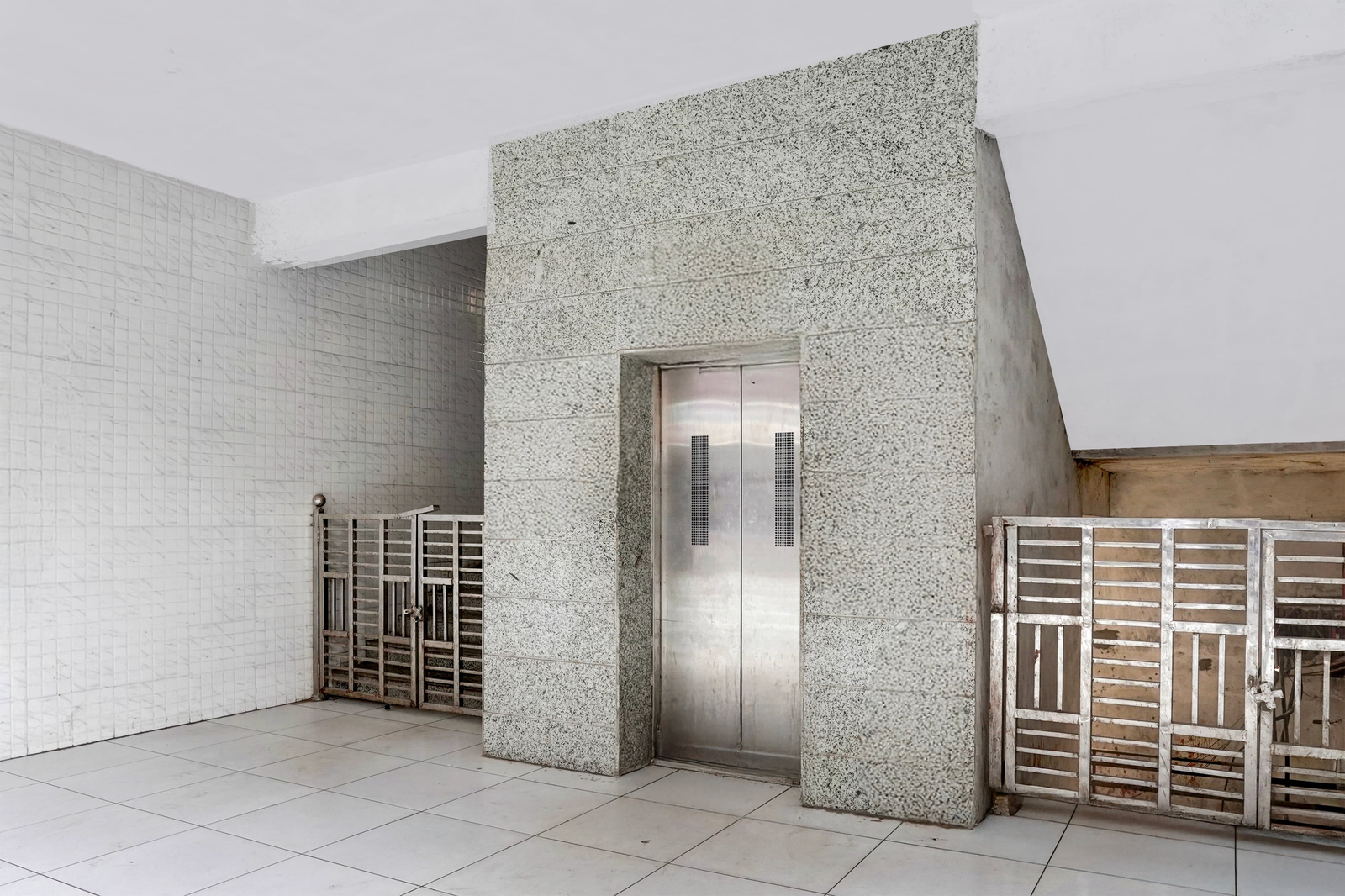 Collection O Kalol Junction Formerly Hotel Prime Land,,3 star