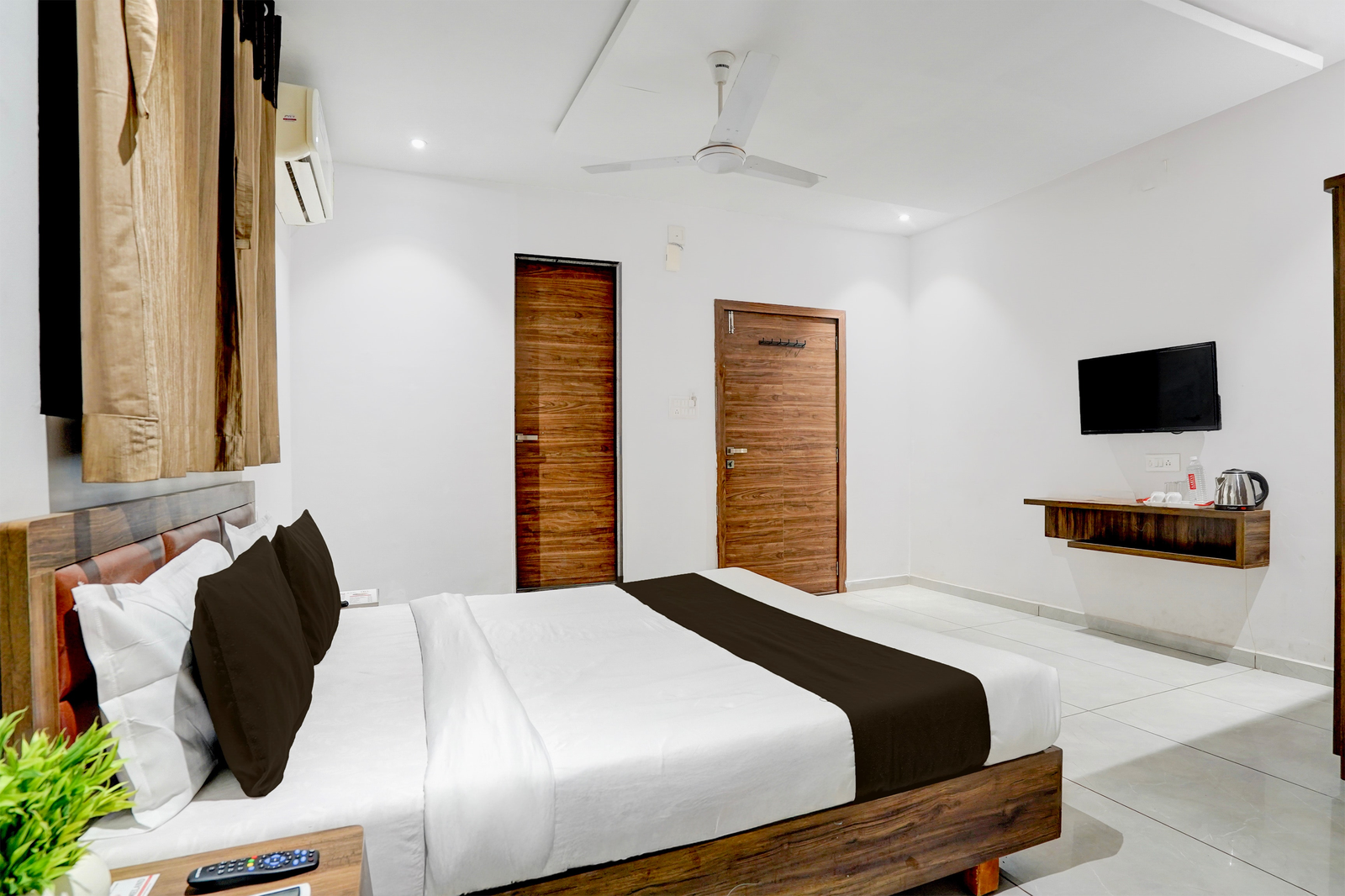 collection o kalol junction formerly hotel prime land