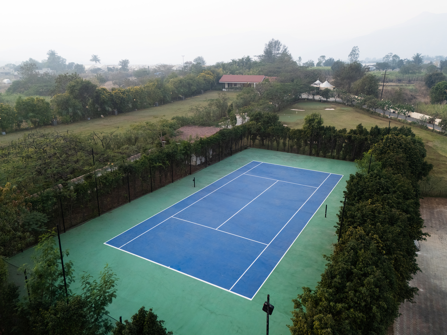 the white resort and spa pawna