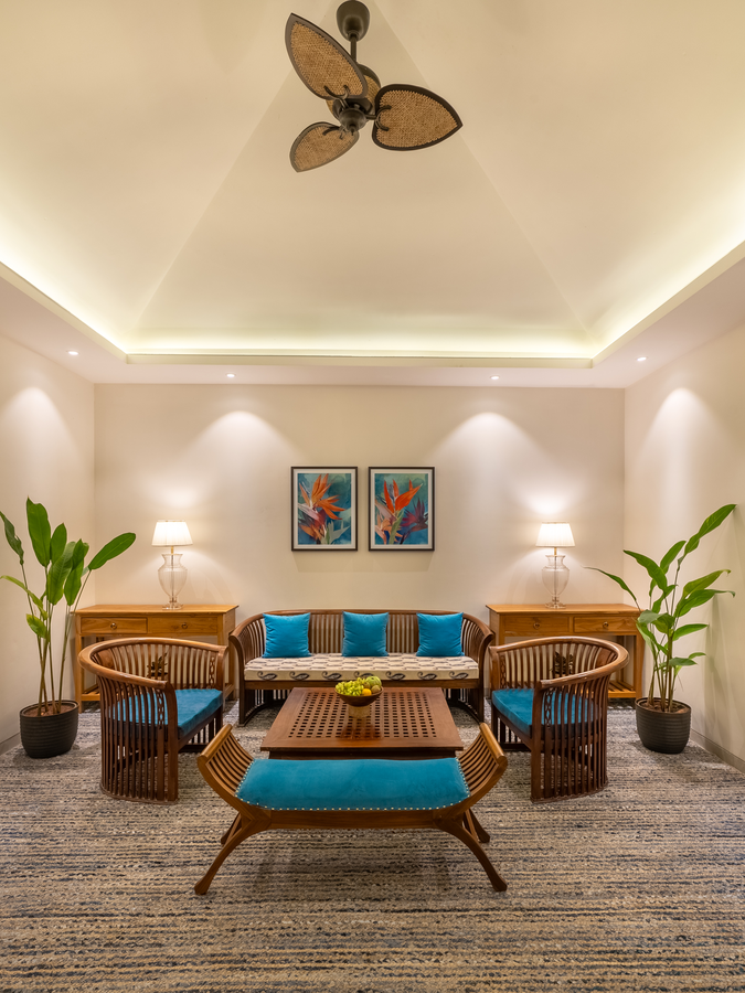 the white resort and spa pawna