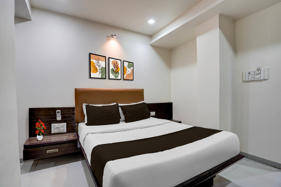 super collection o sur sagar lakeview vadodara formerly vintage inn
