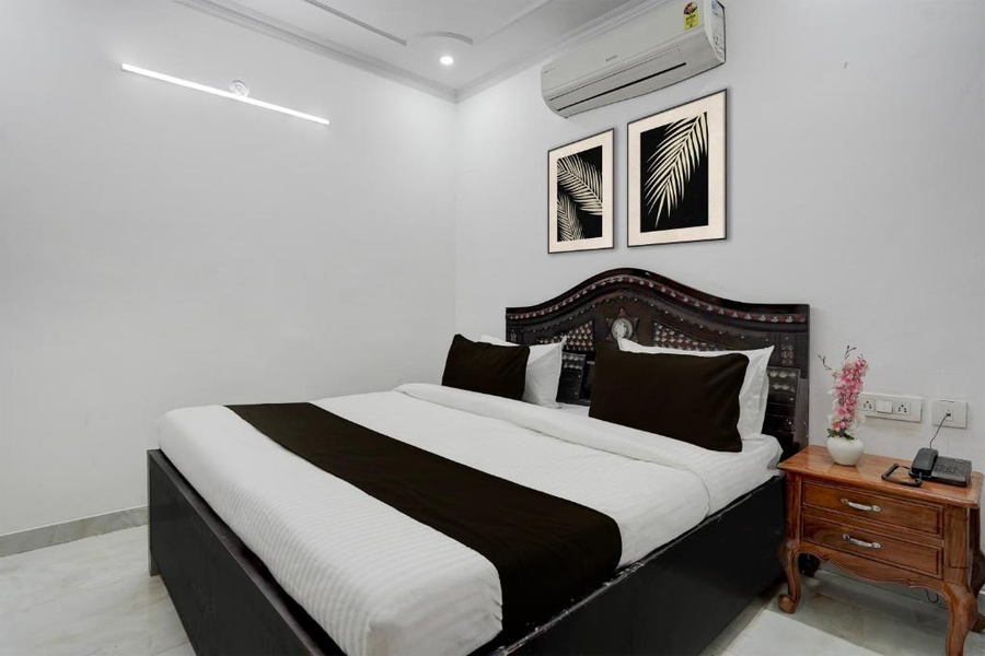 super townhouse sector 46 huda market