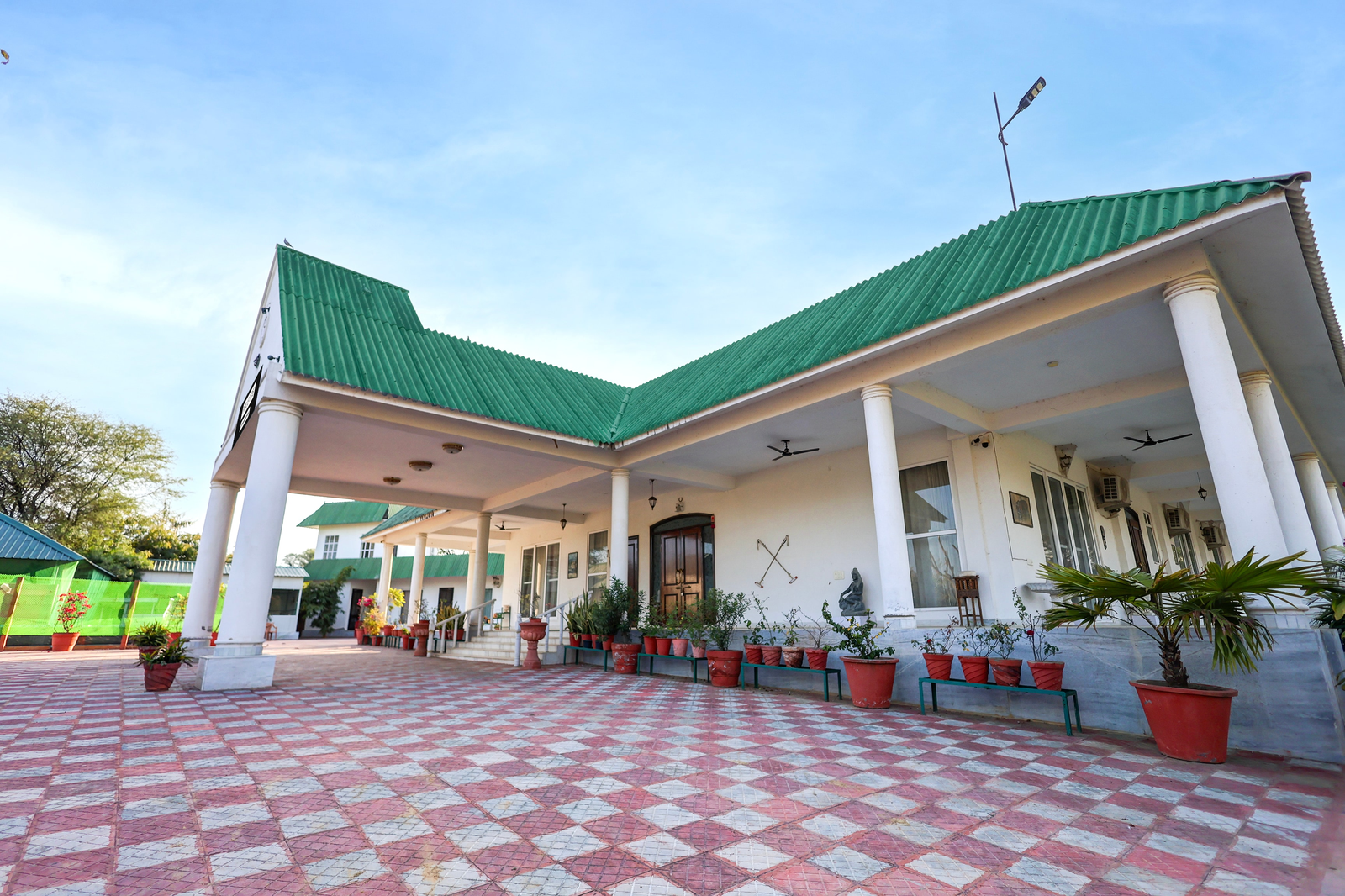 palette hotel and resort kalwar road jaipur formerly jai madhav resort