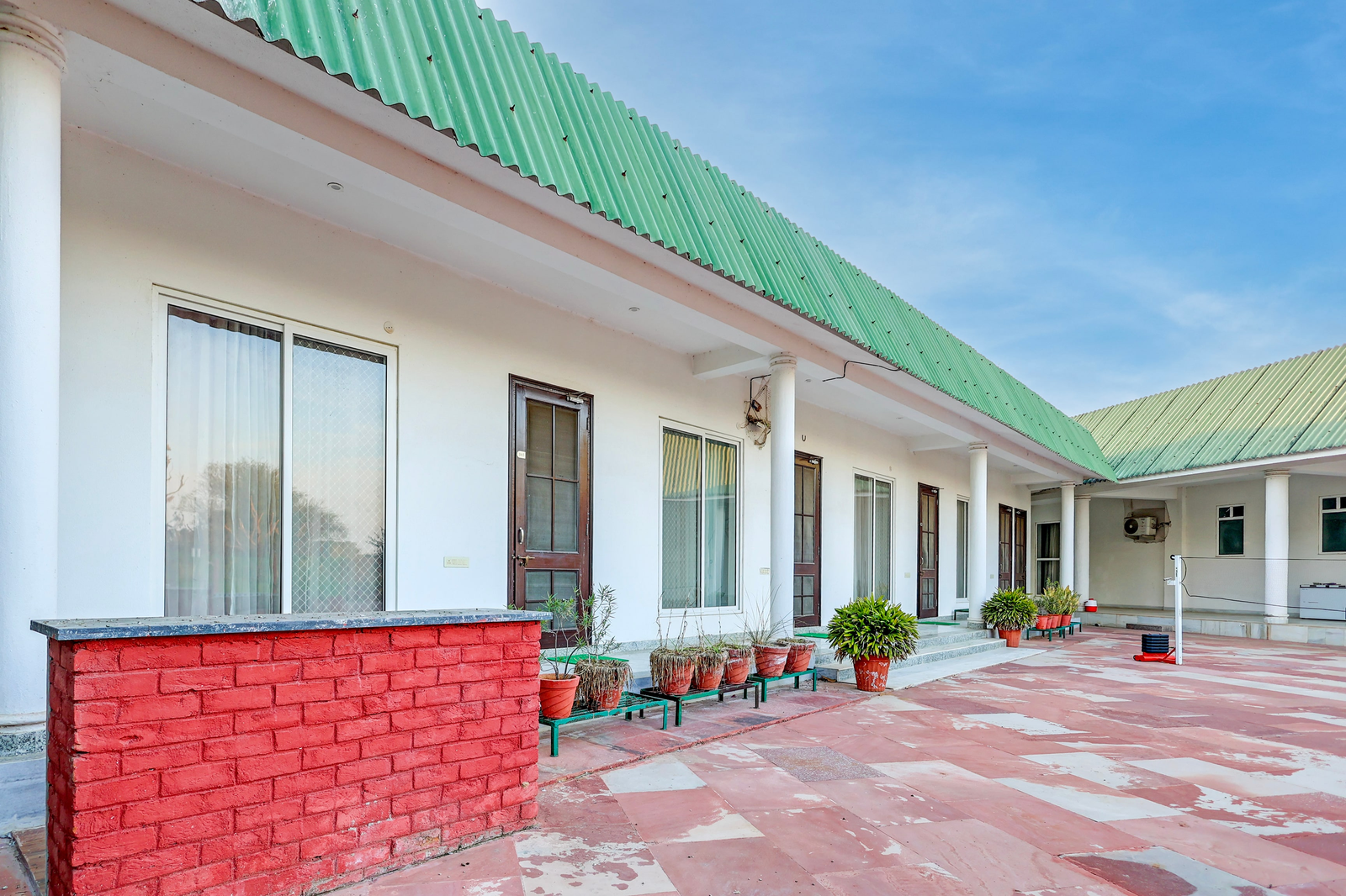 palette hotel and resort kalwar road jaipur formerly jai madhav resort