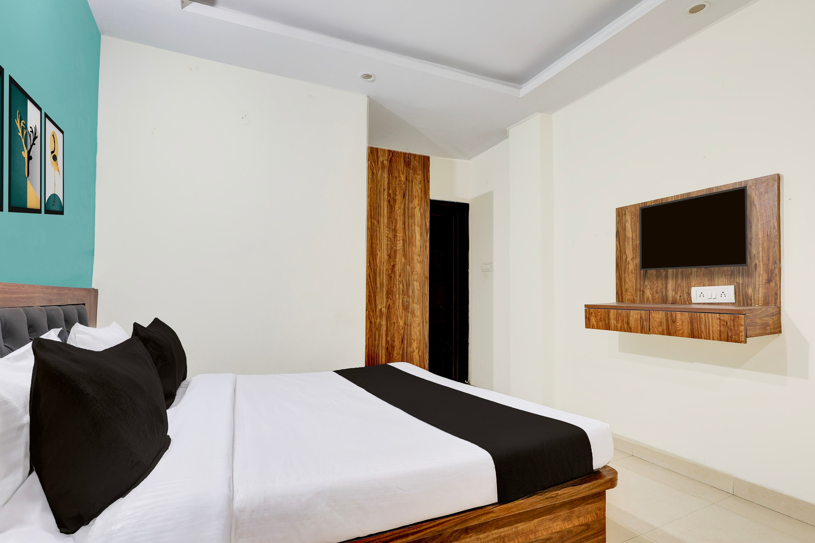 super collection o dlf phase 3 metro station gurgaon formerly krishnay residency