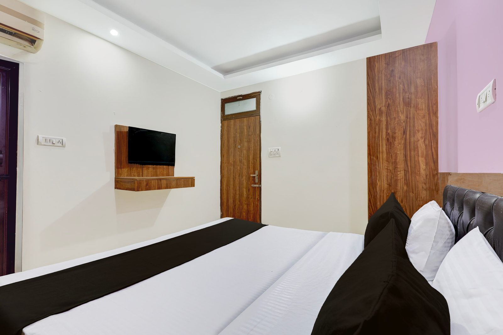 super collection o dlf phase 3 metro station gurgaon formerly krishnay residency