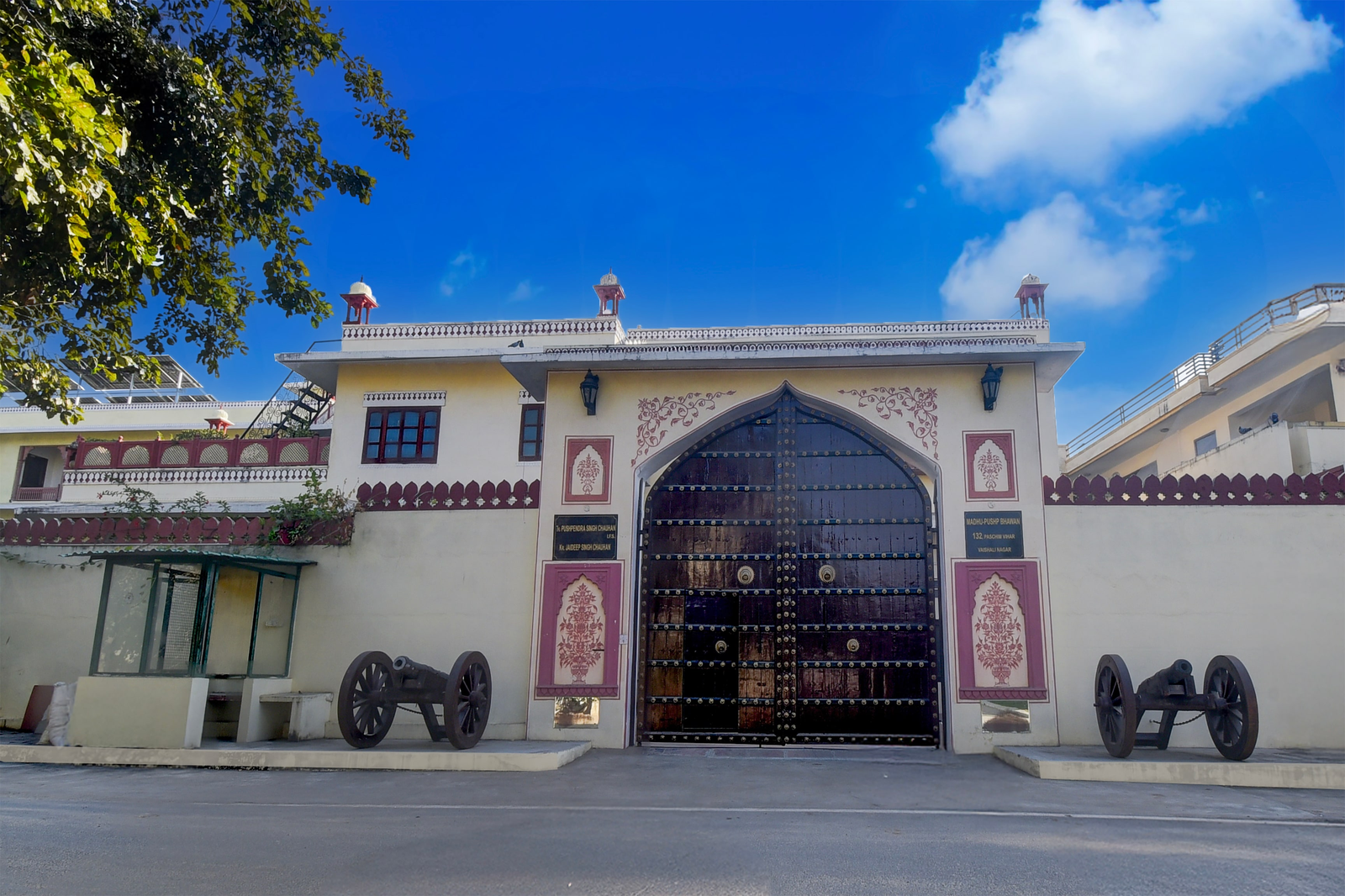 collection o mall of jaipur formerly madhu pushp bhawan