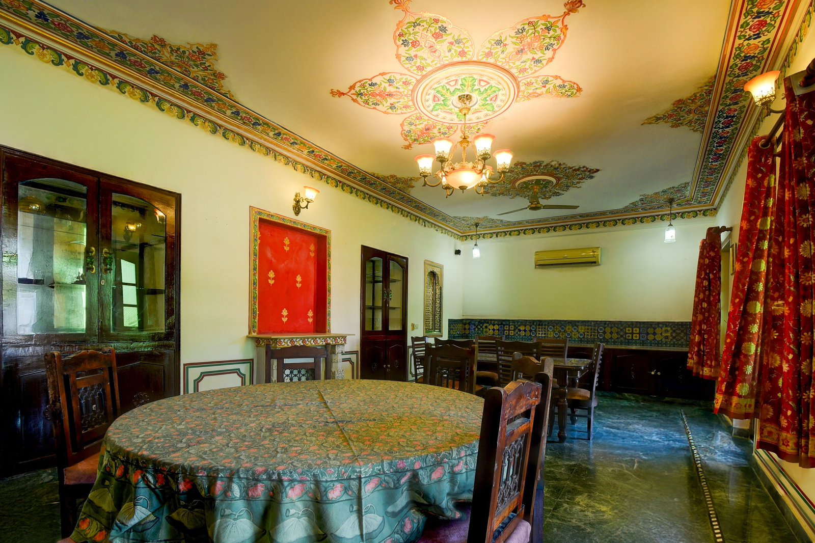 collection o mall of jaipur formerly madhu pushp bhawan