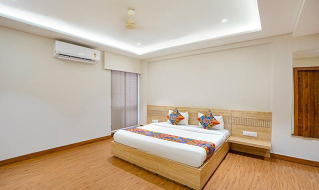 fabhotel white pearl