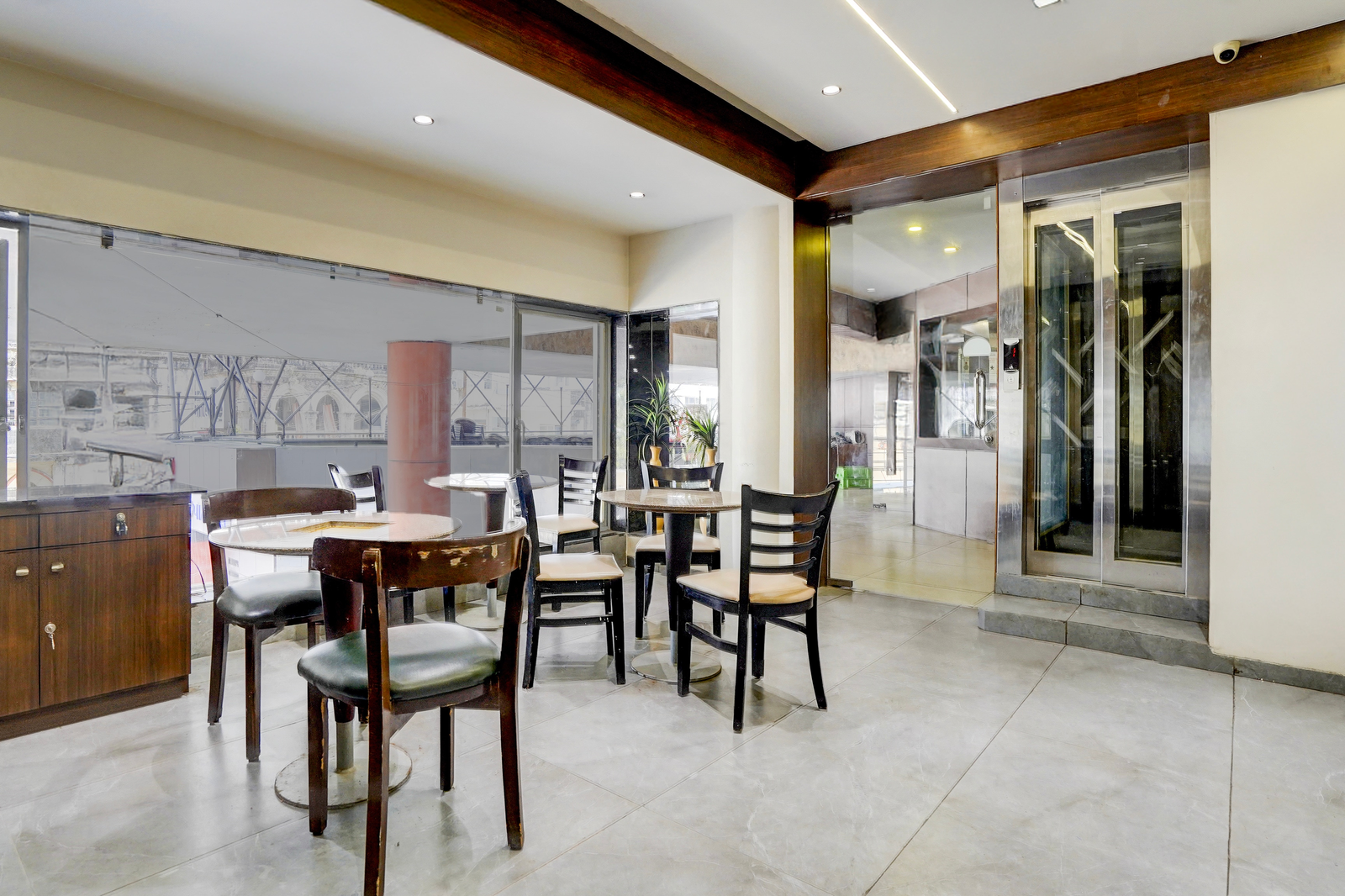 townhouse vadodara railway junction formerly hotel unique