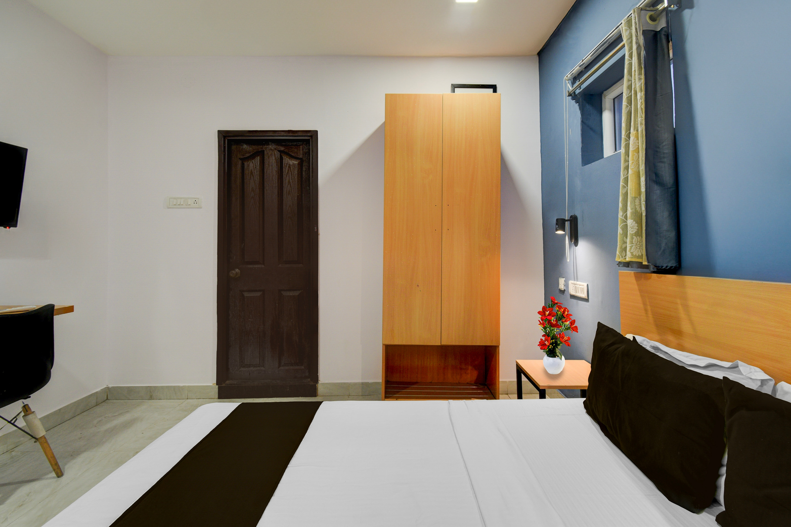 super collection o erragadda metro station formerly golden gate