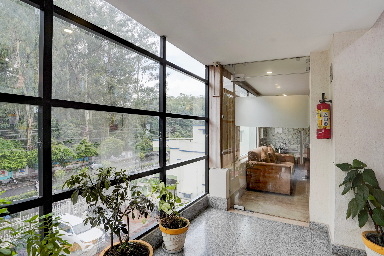 Super Townhouse Oak Ongc Crossway Formerly Hotel Gold Stone Comfort,,3 star