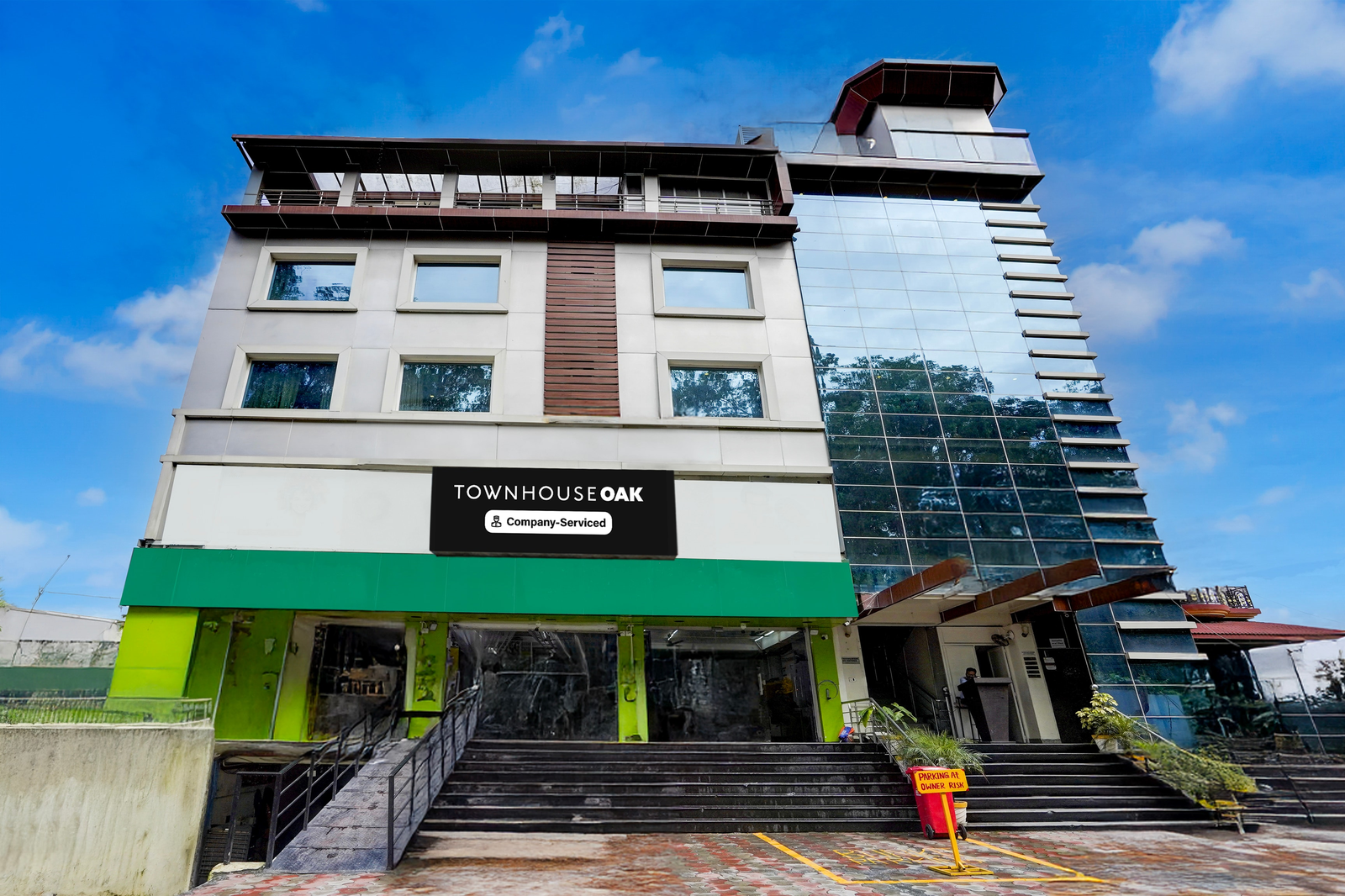 Super Townhouse Oak Ongc Crossway Formerly Hotel Gold Stone Comfort,,3 star