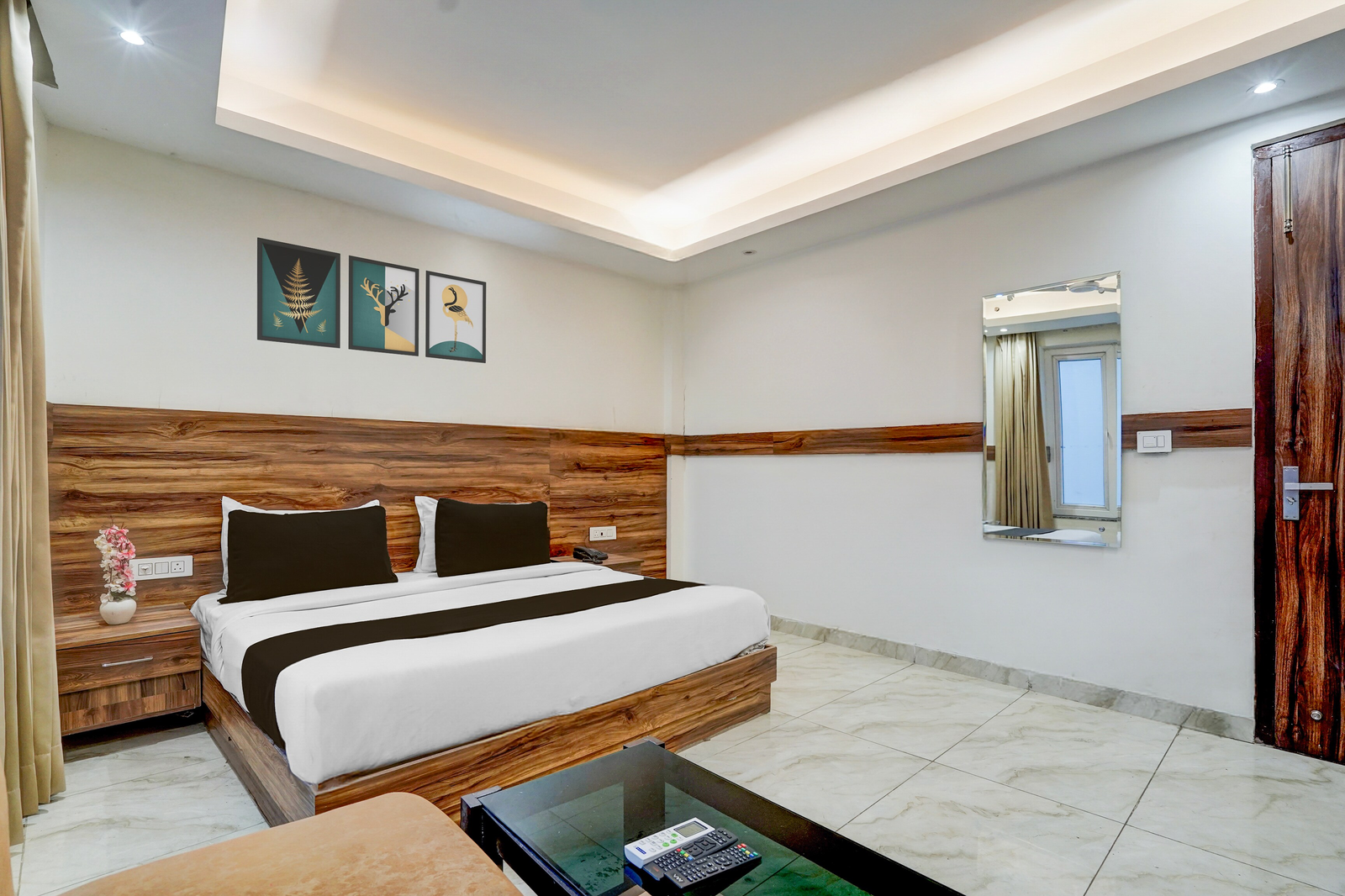 super townhouse railway road katra formerly the amro