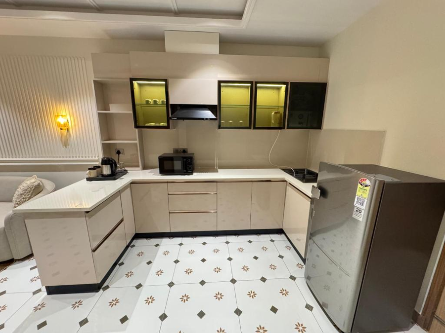 the lodgers service apartments sector 45 gurgaon