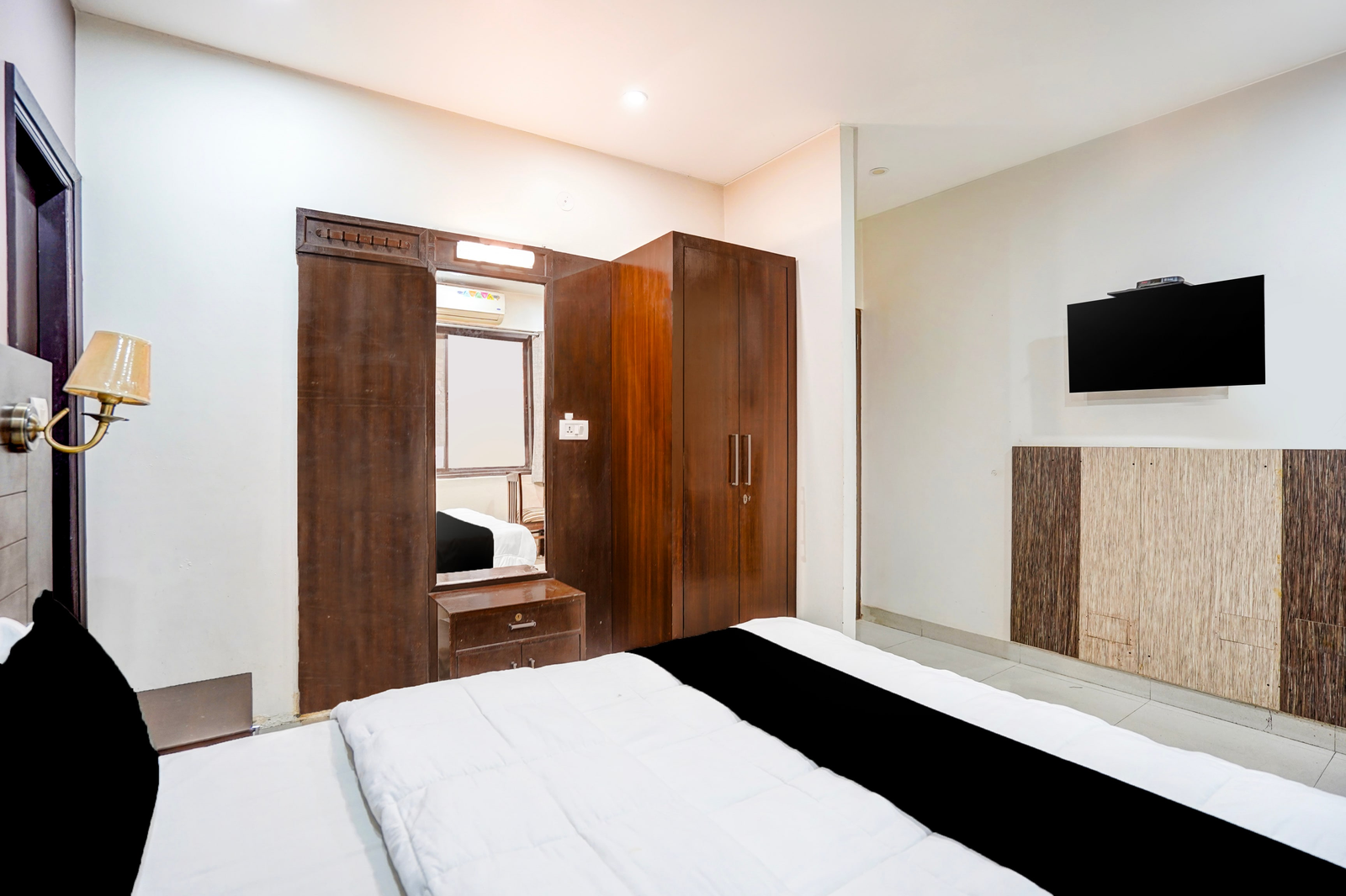 super collection o prem nagar dehradun formerly hotel parjaat residency