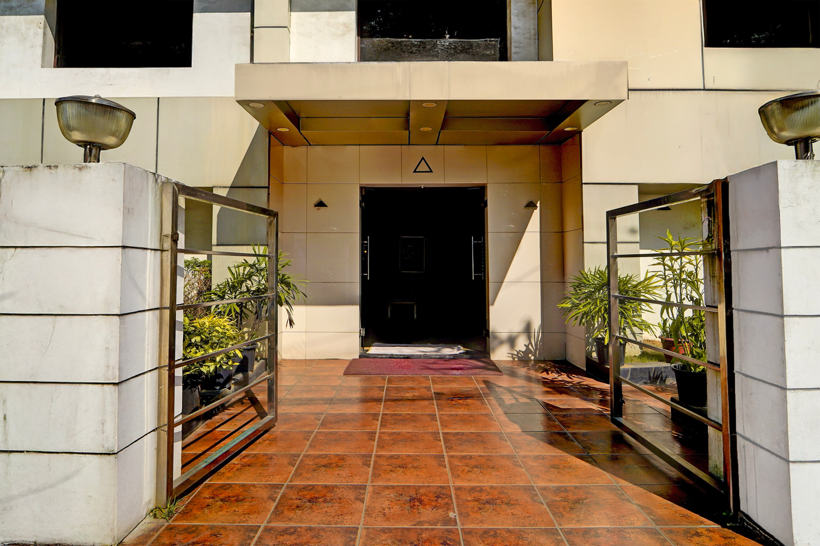 townhouse willingdon island formerly maruthi tourist home