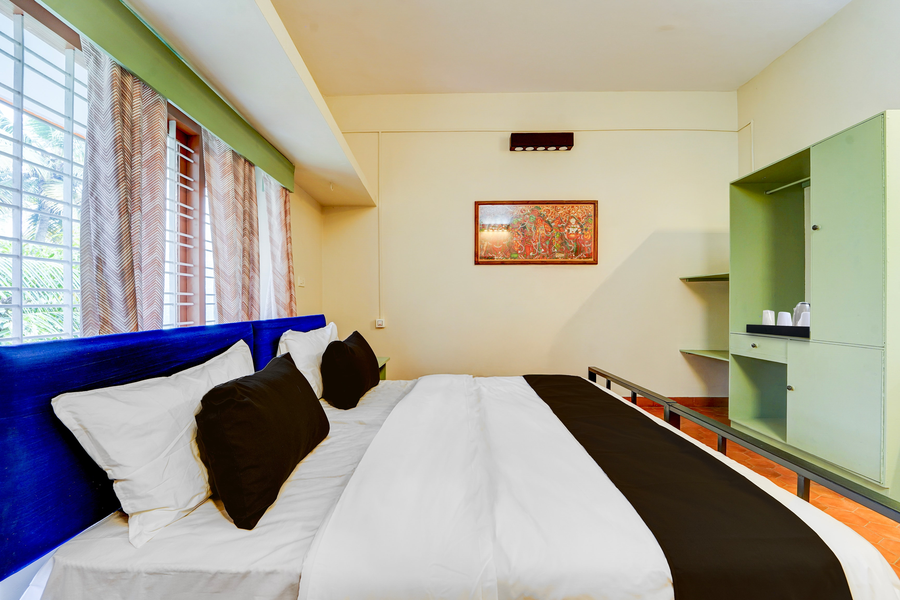 super hotel o csir pappanamcode formerly ambadi guest house