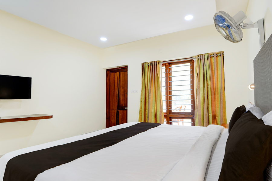 super townhouse oak thiruvallam lakeview formerly travancore island resort